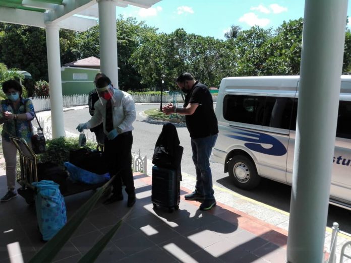 'Una inyección al paraíso'... así promocionan una supuesta campaña de vacunación para turistas en Cuba desde Bélgica