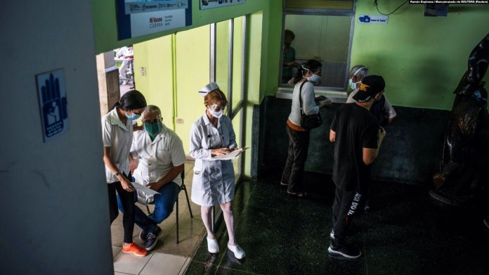 Cuba reporta un fallecido y 919 nuevos casos positivos de coronavirus