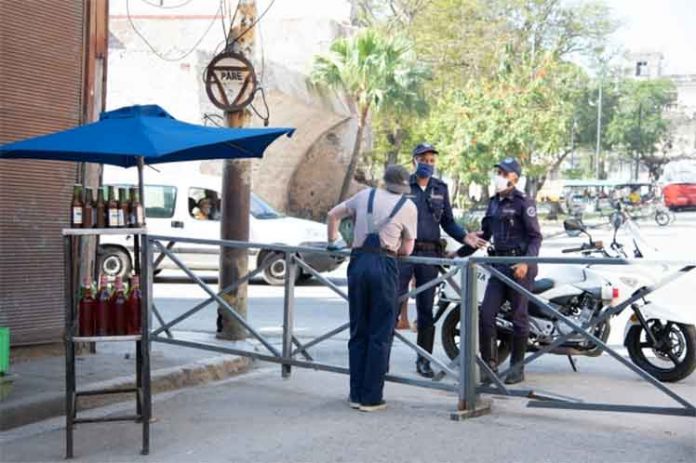 Cuba reporta un fallecido y 950 nuevos casos positivos de coronavirus