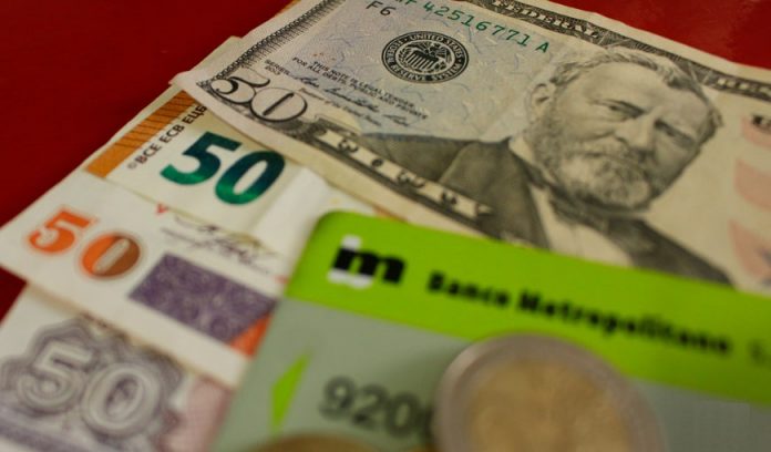 Los dólares fantasmas!! Las remesas a los cubanos se convierten en dinero electrónico sin valor en otro país que no sea Cuba