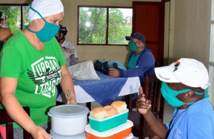 Prensa oficialista en Cuba reconoce que al Gobierno se le fue la mano aumentando los precios de los comedores sociales