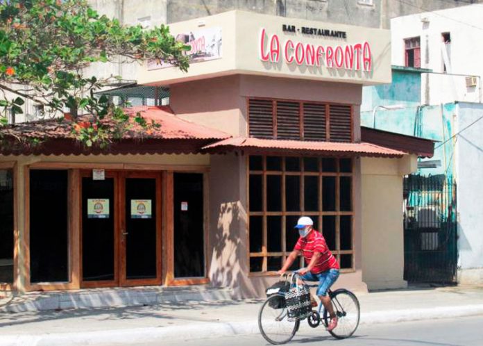 Gobierno cubano entregará préstamos bancarios a los cuentapropistas que deseen hacerse cargo de restaurantes y cafeterías estatales