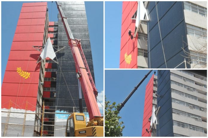 Gobierno cubano sigue elevando a rango de dios la figura de Fidel Castro y construye en Matanzas un mural de proporciones gigantes para homenajearlo