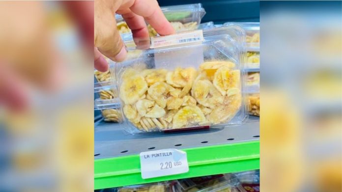 Indignante!! Un paquetico de chicharritas de plátano se vende por 2 dólares en una tienda en MLC de La Habana