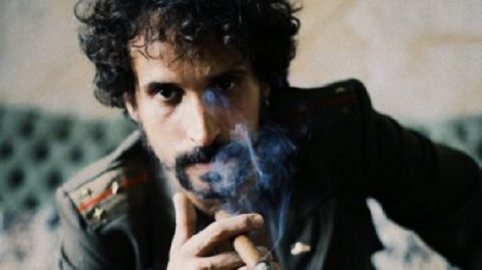 Comunista español radicado en Cuba es finalmente expulsado de la isla a pesar de poseer un pequeño hostal valorado en 400 mil dólares en el Vedado