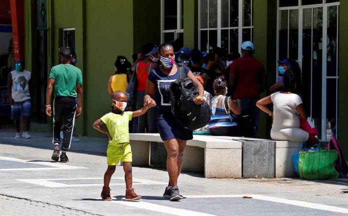 Doctor Durán alerta a los cubanos por el alarmante aumento de casos positivos de coronavirus entre los menores de edad