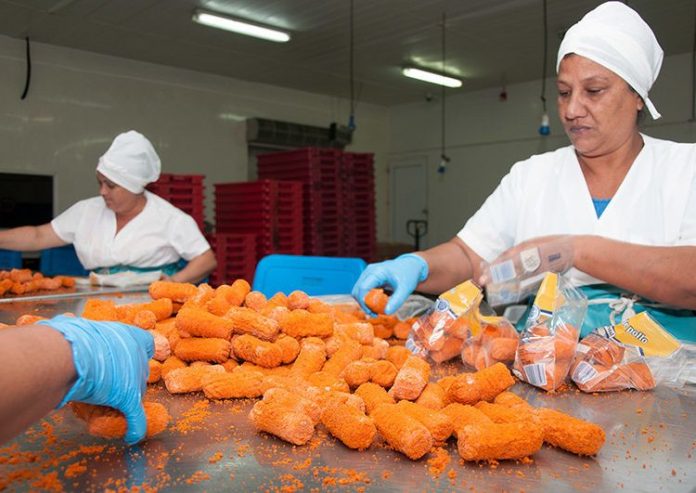 La fábrica que produce las croquetas explosivas en Cuba ofrece 