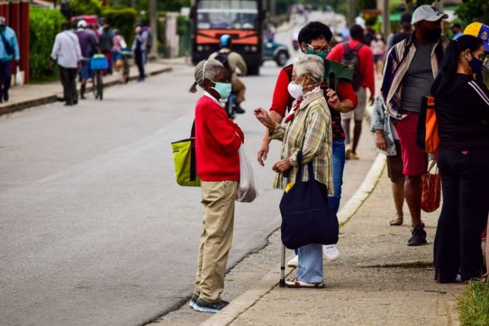 Cuba reporta dos fallecidos y 1029 nuevos casos positivos de coronavirus