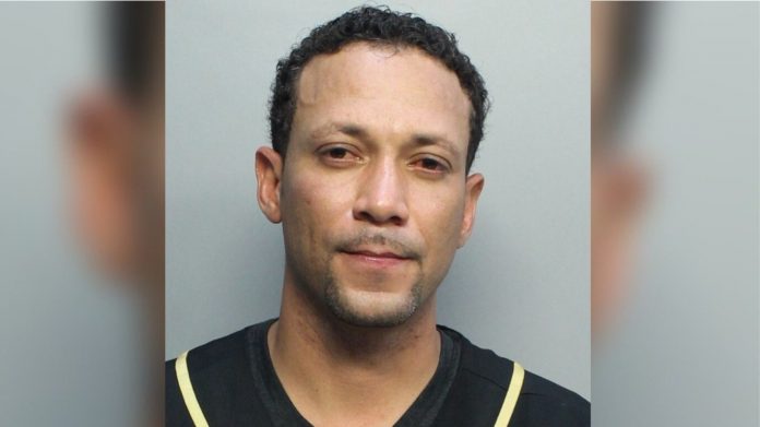 Cubano residente en Hialeah es arrestado tras mantener relaciones sexuales con sus dos hijastras menores de edad
