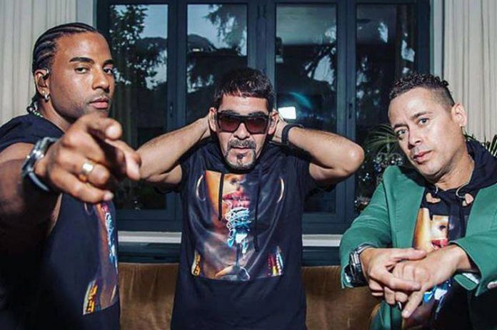 El Ruzzo y Roldán, cantantes de Orishas, presentan una demanda contra Yotuel Romero por más de un millón de dólares por los derechos de las canciones que hicieron juntos