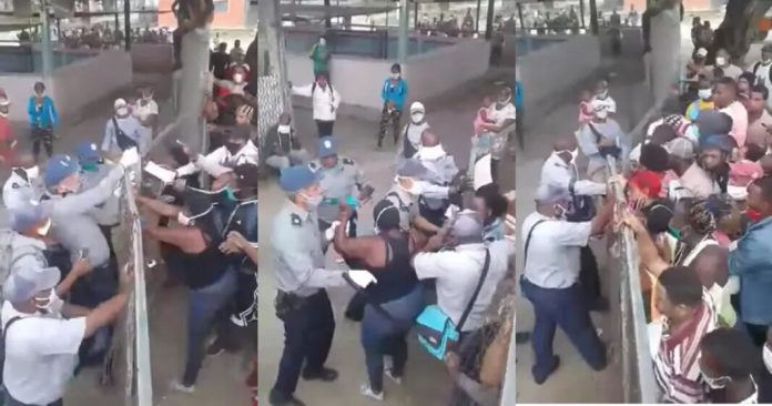 Colas interminables y broncas tumultuarias en Santiago de Cuba para poder comprar pollo en moneda nacional