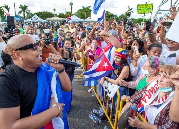 Cubanos en Miami mandan parar la música y piden pasos concretos frente a Cuba