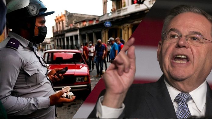 Senador cubanoamericanos Bob Menéndez advierte que los que tengan manchadas las manos de sangre en Cuba pagarán las consecuencias