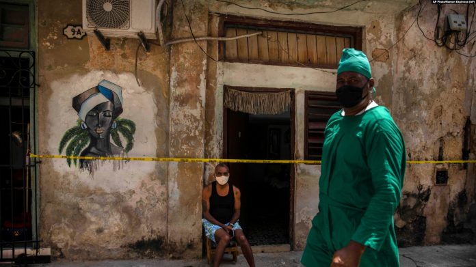 ? Cuba baja la curva de fallecidos por COVID-19 por primera vez en meses. Reportados hoy 8517 nuevos casos positivos y 57 muertos en el día