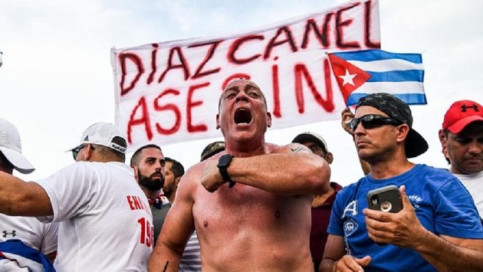 ¿Puede ser juzgado Díaz-Canel por la represión de las protestas del 11 de julio en Cuba?