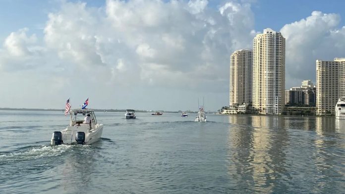 Con retrasos y solo 4 botes, partió desde Miami la flotilla con destino a La Habana a pesar de las advertencias del Gobierno cubano
