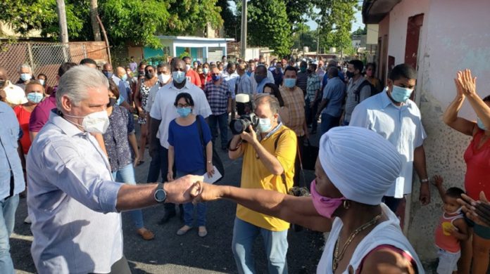 Díaz-Canel se atreve a decir que los cubanos tienen muchas razones para celebrar este fin de año