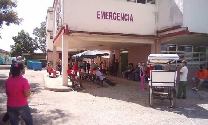 Prensa oficialista pide ayuda a la población para trabajar como voluntarios en el hospital provincial de Ciego de Ávila por colapso de casos de COVID-19