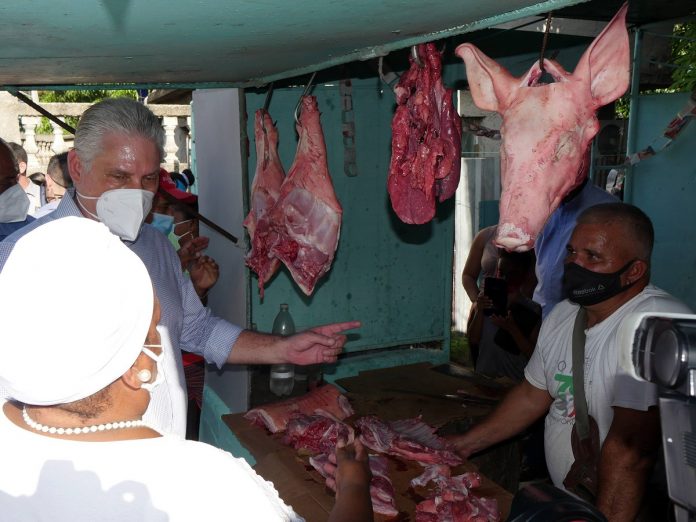 Díaz-Canel pide por fin de año a los productores y vendedores en Cuba que bajen los precios de sus productos