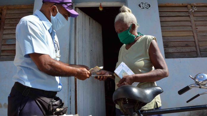 Gobierno cubano entrega una 