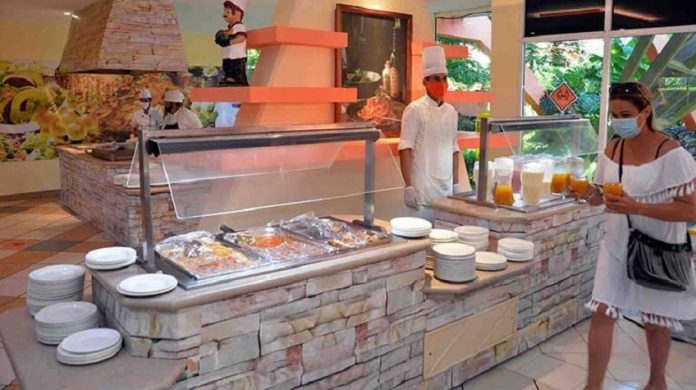 Restaurantes en Cuba que abren sus puertas desde hoy tendrán que cumplir estrictas medidas sanitarias para que no sean cerrados por las autoridades