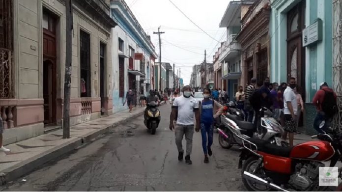 Se llenan de gente!! Cierran instalaciones en Matanzas por aglomeraciones de adolescentes y jóvenes a solo horas de su reapertura