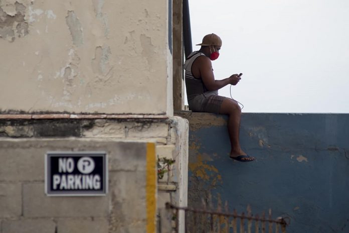 Presentan Proyecto de Ley Patria y Vida en Estados Unidos para combatir la censura a internet en Cuba