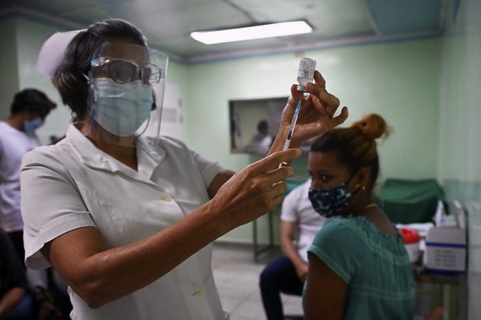 Cuba mejorará vacuna de cosecha propia para prevenir COVID-19 y enfrentar la cepa Ómicron