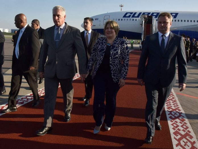 Díaz-Canel viajará esta noche a México en medio de un fuerte rechazo a su visita y siendo su primer viaje internacional desde la llegada de la pandemia