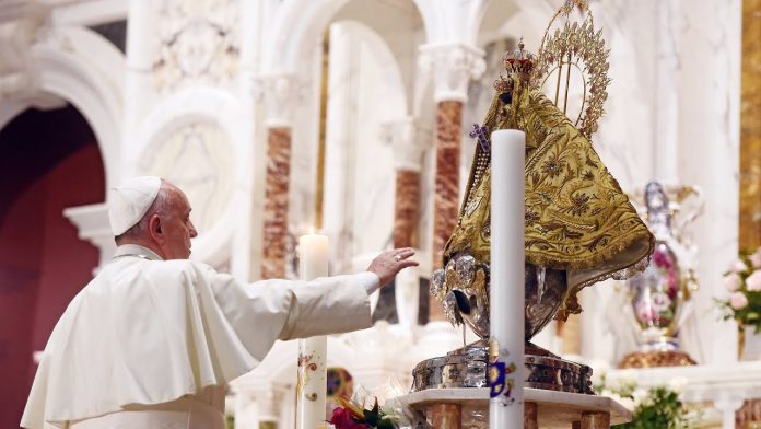 El Papa Francisco pide por 