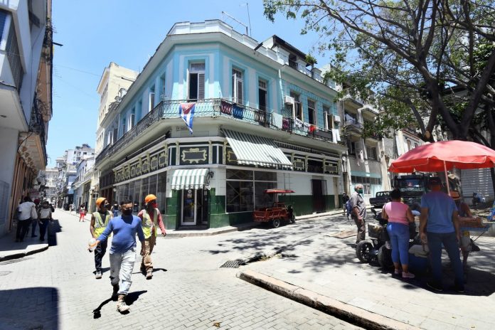 Gobierno cubano da el visto bueno a la creación de otras 67 empresas privadas en el país