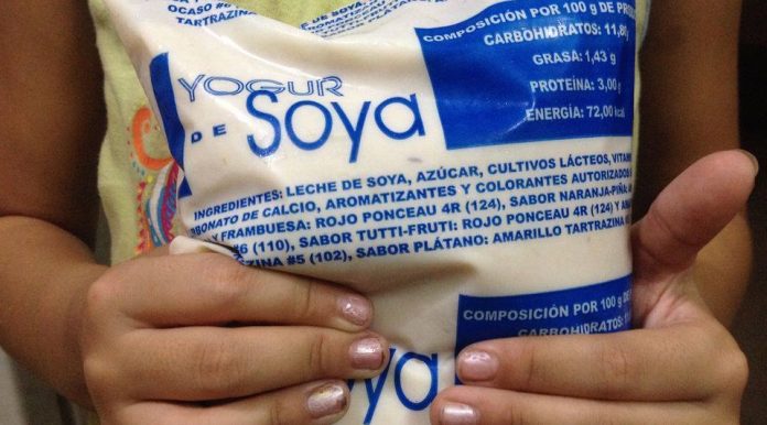 Ante la falta del leche, el Gobierno cubano vuelve a tirar mano del yogurt de soya