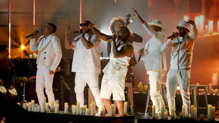 Prensa oficialista no puede quedarse callada y la emprende a criticar el premio de 