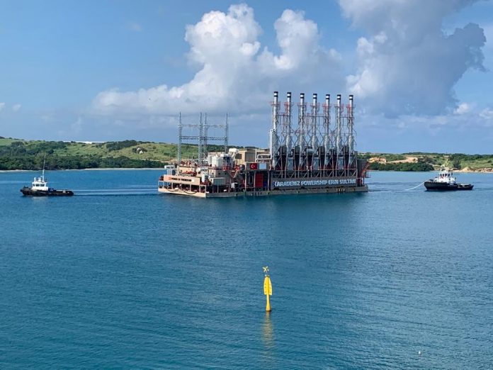 Central eléctrica flotante será colocada en la Bahía de La Habana para enfrentar la crisis energética que enfrenta el país