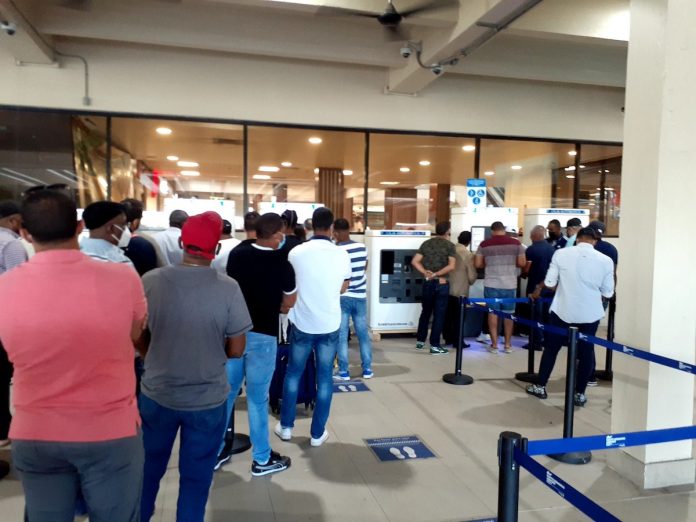 Hasta 12 vuelos chárter diarios a Cuba están programados desde Florida en enero