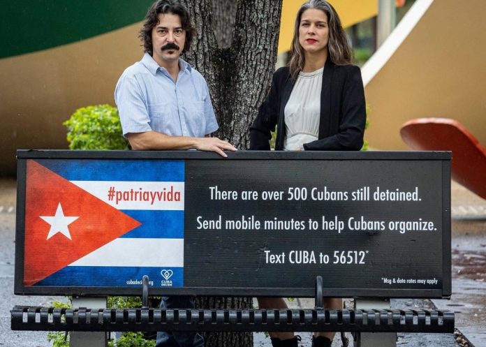Iniciativa en Miami buscar recaudar dinero para enviar recargas telefónicas a Cuba para que los cubanos puedan denunciar la realidad que se vive en el país
