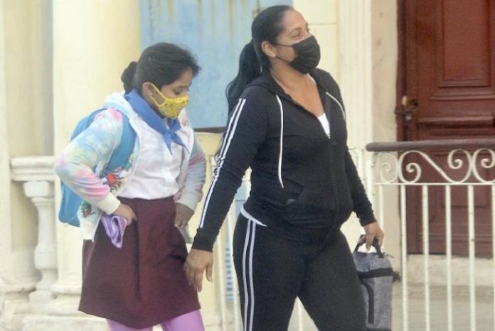 Cubanos tendrán que sacar abrigos este sábados pues se pronóstica un frío de los que hacen chiflar a los monos