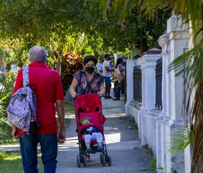 Madres cubanas se quejan abiertamente en las redes sociales por la escasez y los altos precios: 