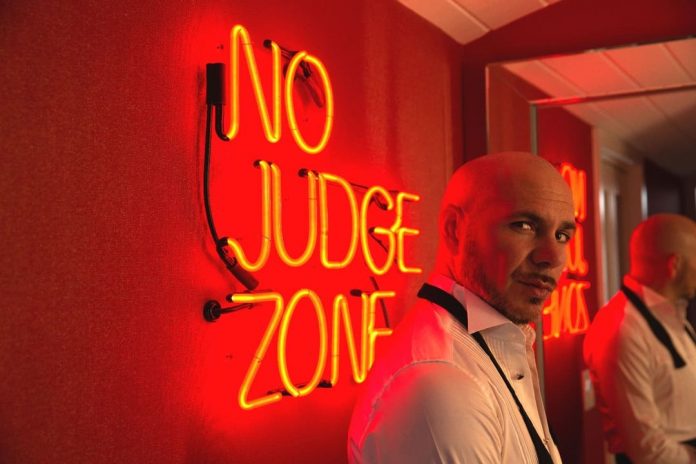 Hoy cumple 40 años de edad el cantante cubanoamericano Pitbull