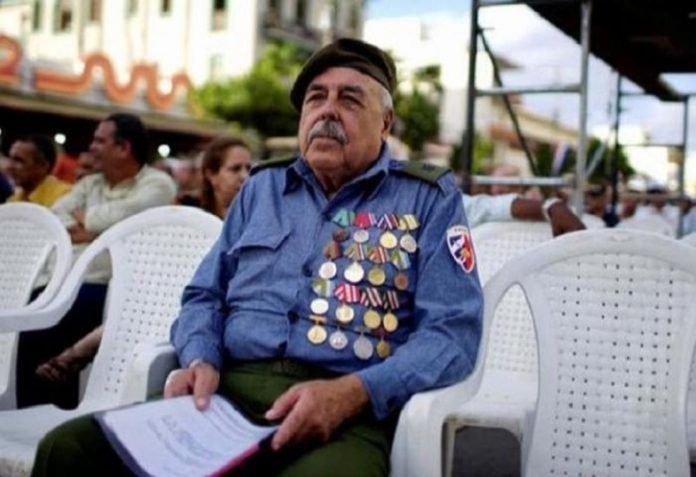 Gobierno cubano triplica las pensiones que reciben los militares jubilados del MININT y de las FAR