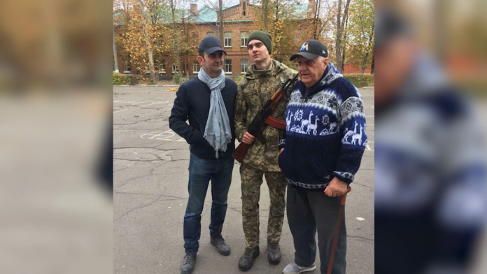 Relato estremecedor de este cubano que tiene un hijo en el Ejército ucraniano... y está en la línea del frente