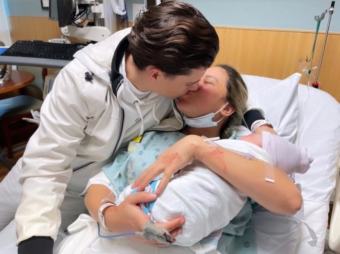 La cantante cubana Señorita Dayana presente a su hija Victoria a sus seguidores (+ Fotos)