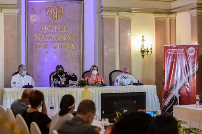 Prensa oficialista califica de 